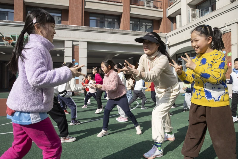 青少年篮球爱好者综合训练方案_0